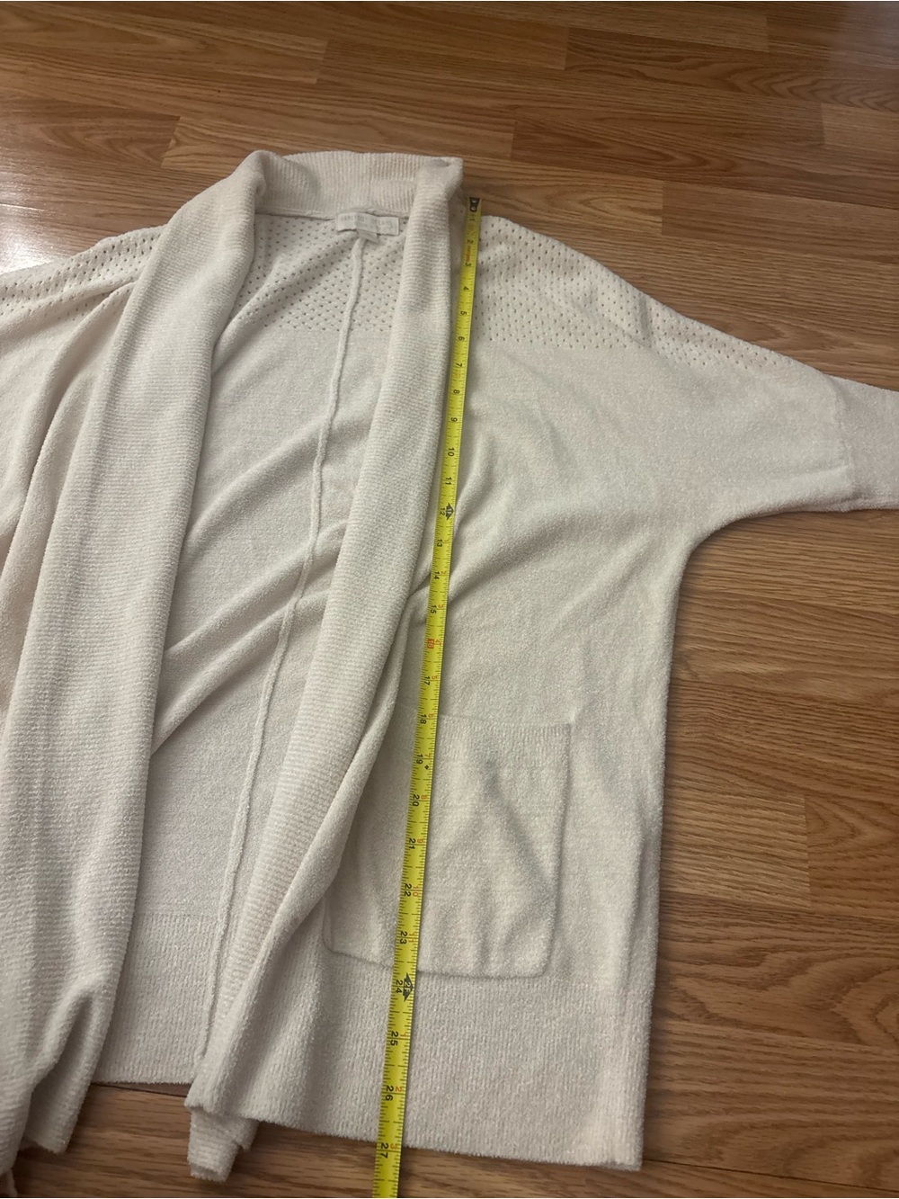Barefoot Dreams Light Cream Open Cardigan with Front Pockets Size S/M - Picture 5 of 6